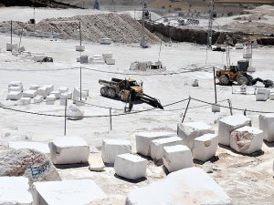 Burdur'da ekonominin lokomotifi 'mermer' sektörü