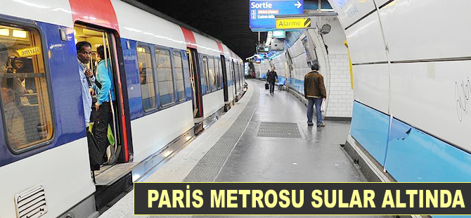 Paris metrosu sular altında