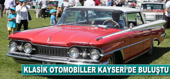 Klasik otomobiller Kayseri'de buluştu