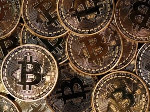 Bitcoin 9 günde 4 bin dolar değerlendi