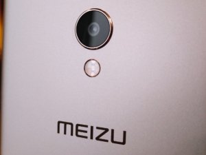 Meizu'nun 15. Yıldönümü telefonu canlı görüntülendi!