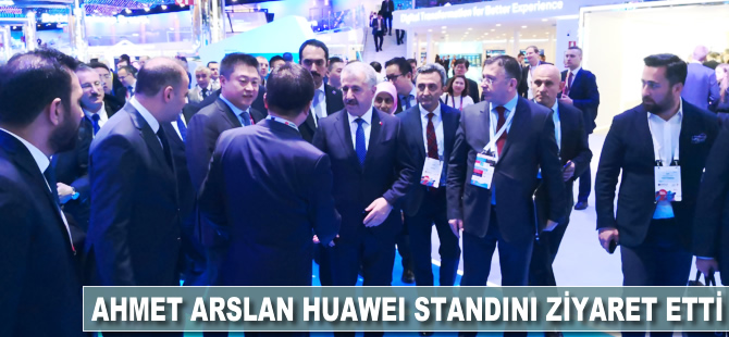 Ahmet Arslan, Huawei standını ziyaret etti