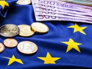 Euro Bölgesi'nde ekonomik büyüme yavaşladı