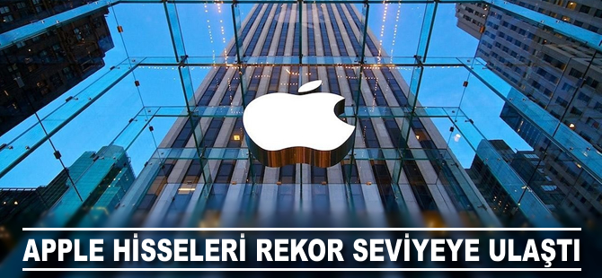 Apple tarihi zirveye yürüyor