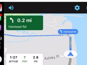 Apple CarPlay Google Haritalar desteğine kavuştu