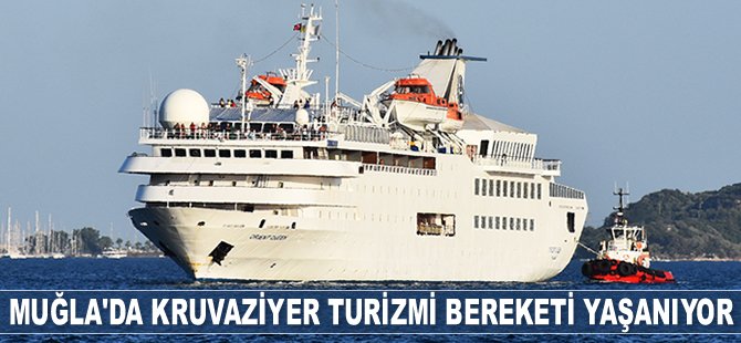 ‘Orient Queen’ isimli kruvaziyer gemisi, Marmaris'e geldi