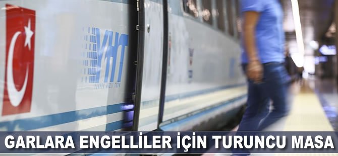 Garlara engelliler için turuncu masa