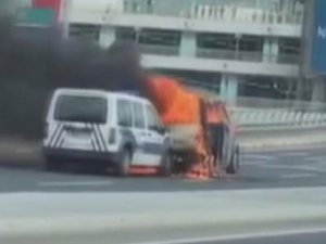 İstanbul Havalimanı girişinde yangın! Polis aracına sıçradı