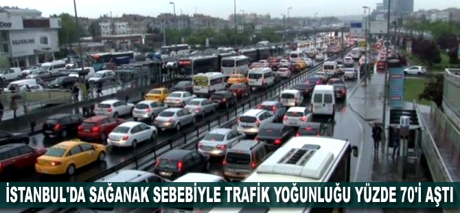 İstanbul'da sağanak sebebiyle trafik yoğunluğu yüzde 70'i aştı