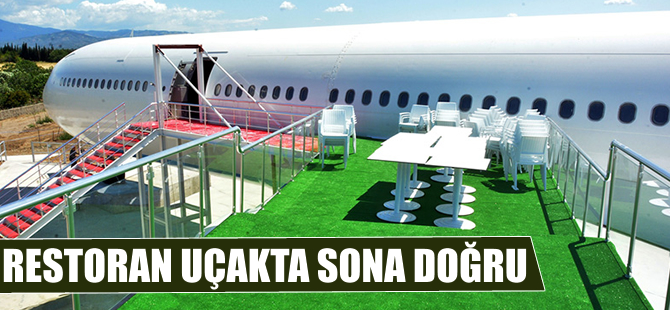 Restoran uçakta sona doğru