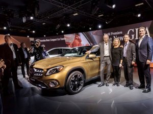 Mercedes-Benz 2017 Detroit Otomobil Fuarı’nda yeni modellerini tanıtıyor