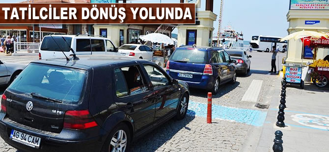 Tatilciler dönüş yolunda